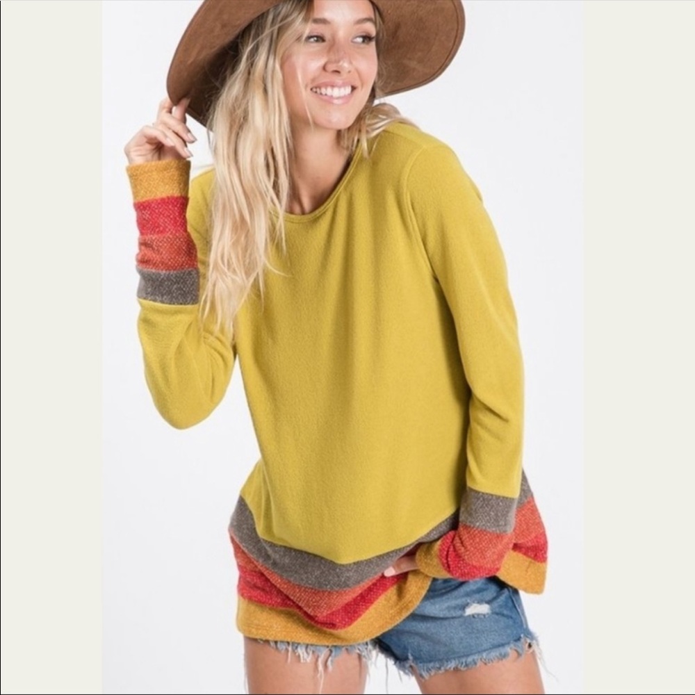 (M-8/10) Mustard sweater w/ striped sleeves & hem - Picture 4 of 8